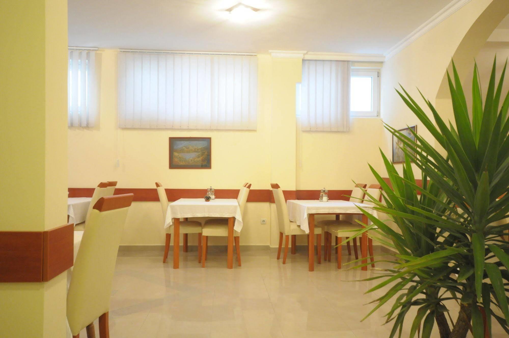 Apartment Ana Budva Zewnętrze zdjęcie