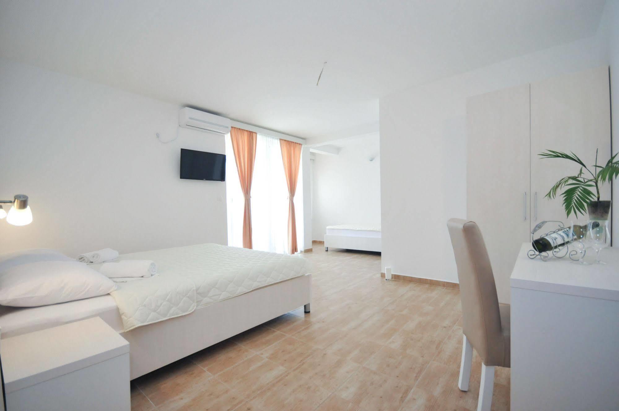 Apartment Ana Budva Zewnętrze zdjęcie