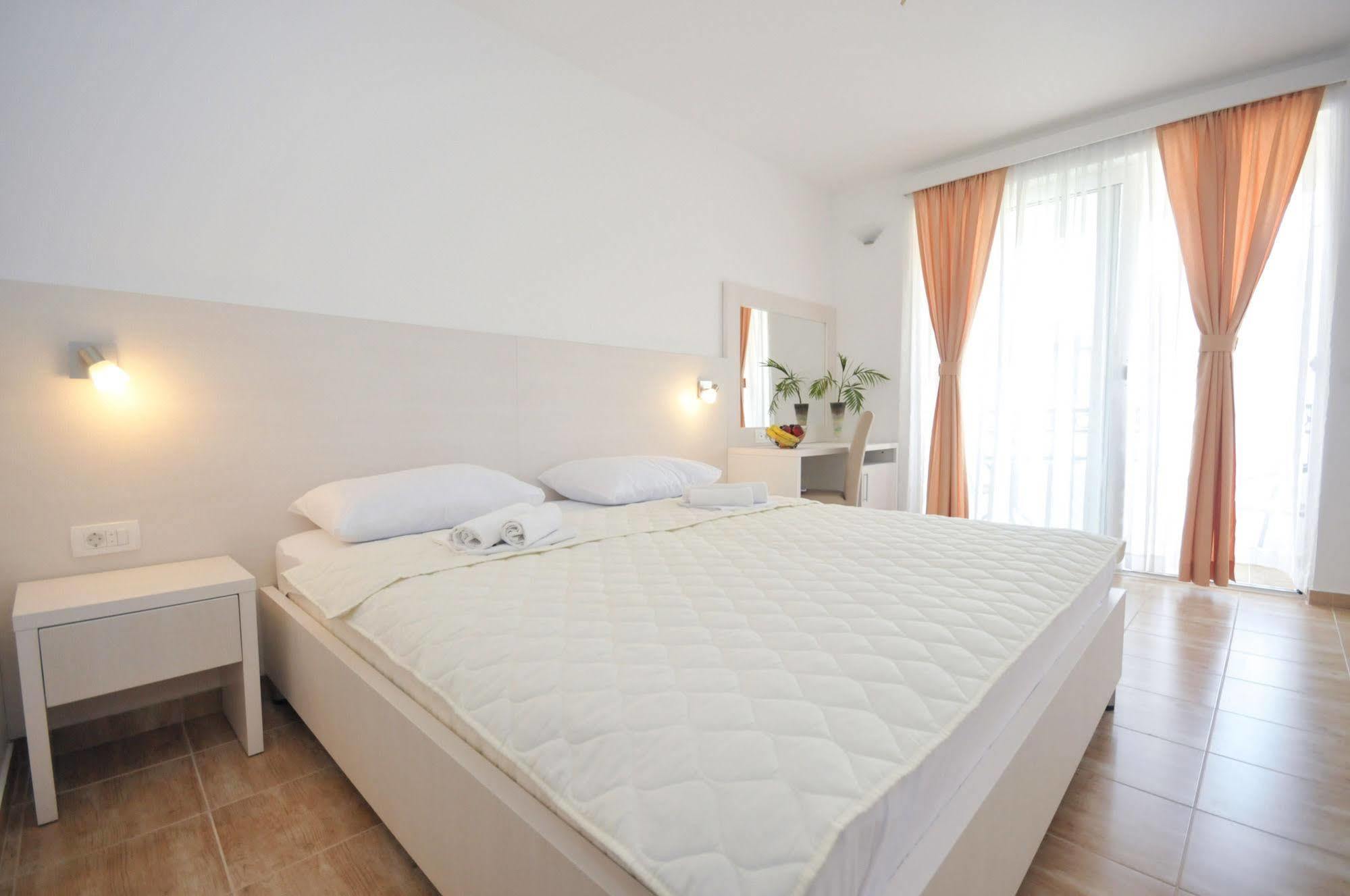 Apartment Ana Budva Zewnętrze zdjęcie